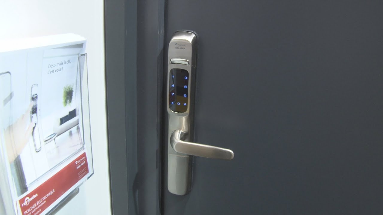 Foire de Paris 2015 : Vachette présente sa serrure connectée