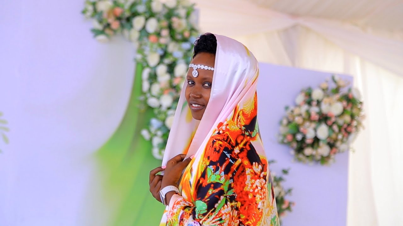 Hope's Kuhingira. #eddiesphotography #nickgraphicsug