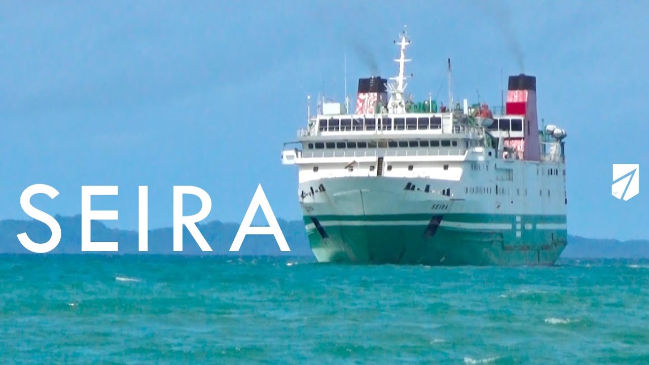 Arrival of ferry SEIRA, Merak (2024)