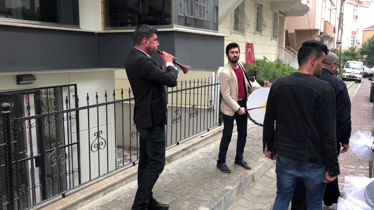 İBRAHİM YILDIRIM(İBİLİ) ÖZKAN ÇELİK DAVUL ZURNA