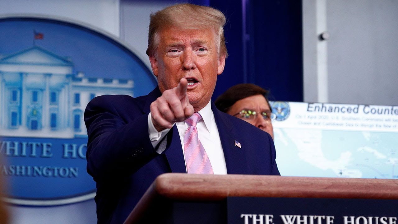 Trump resists calls for national lockdown as US deaths reach one-day record high