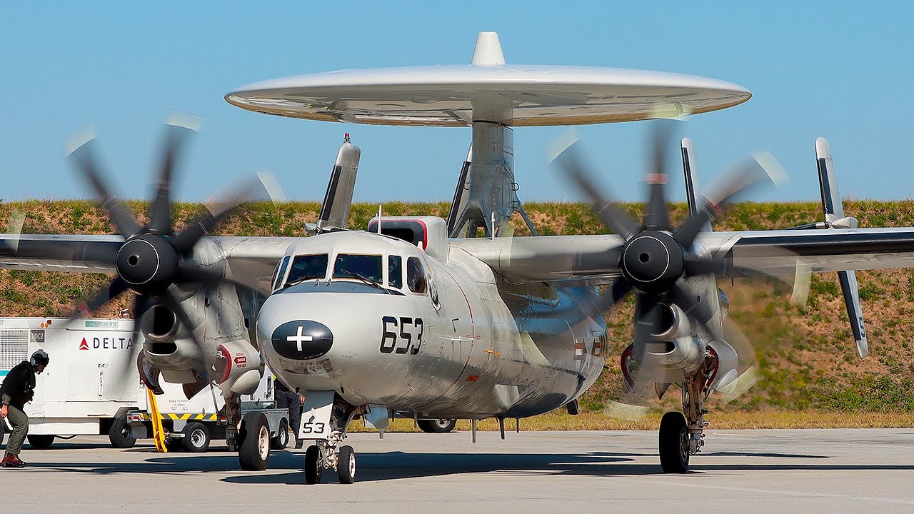 (4K) E-2 Hawkeye UP Close: Delta Veterans 2022