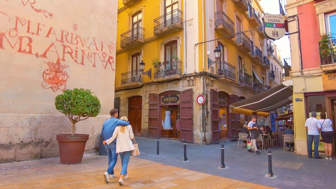 Walking Alicante Old Town & City Centre in Spain 🇪🇸 4K 60FPS