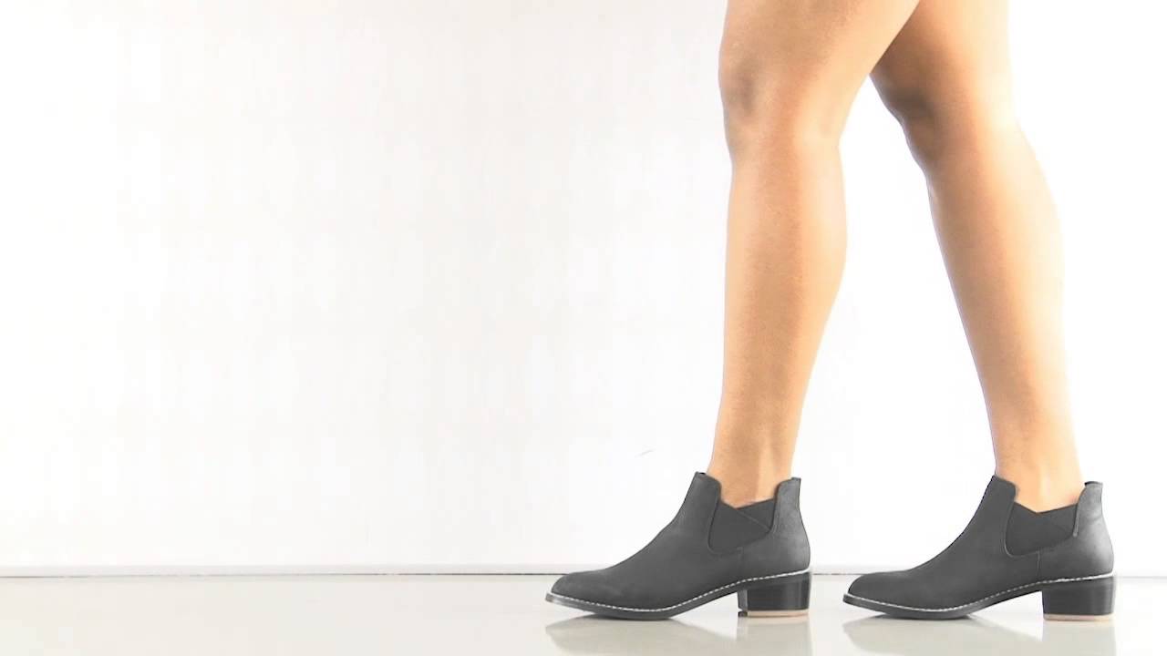 Sevalla in Black Leather Shellys London