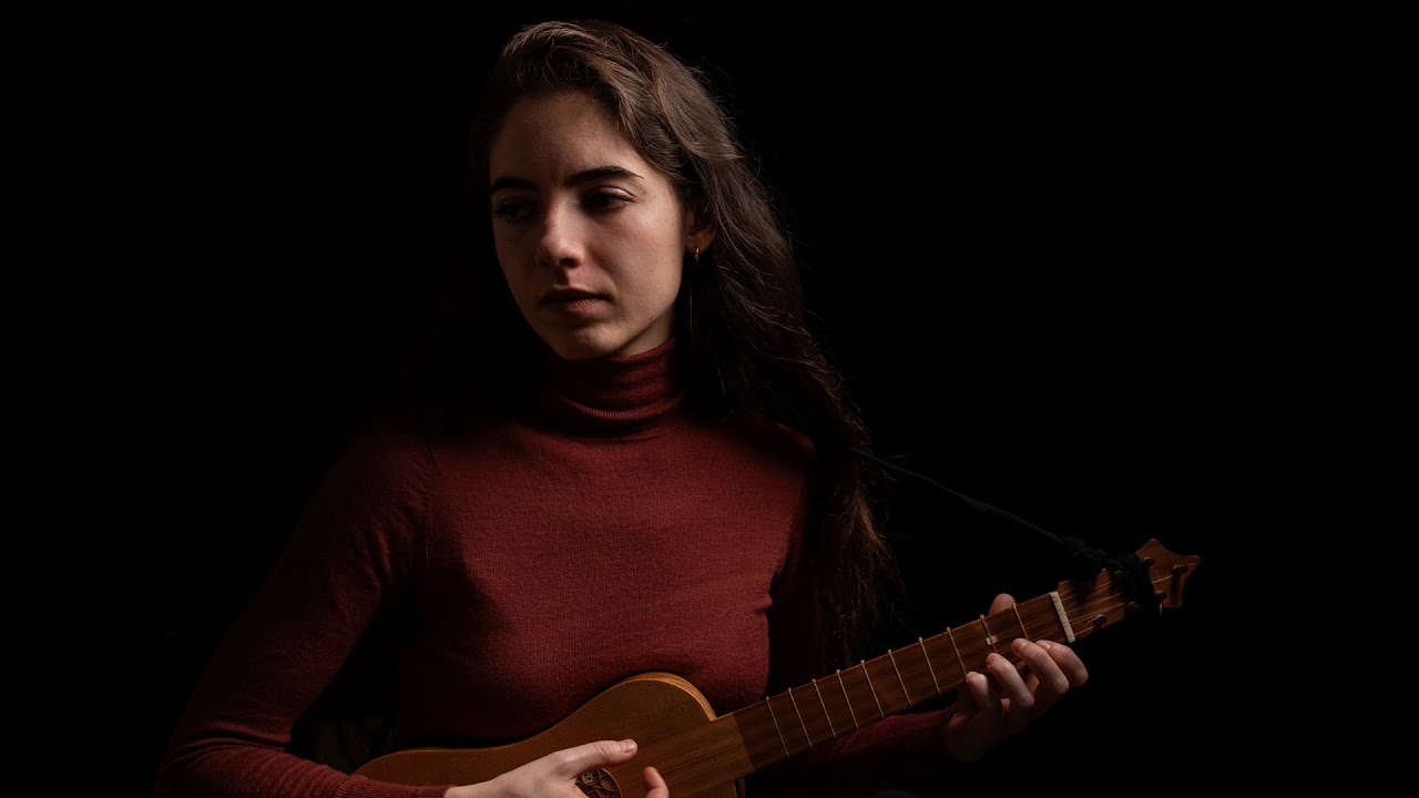 Pierre Sandrin - Puisque vivre en servitude (Emma-Lisa Roux, voice and renaissance guitar)