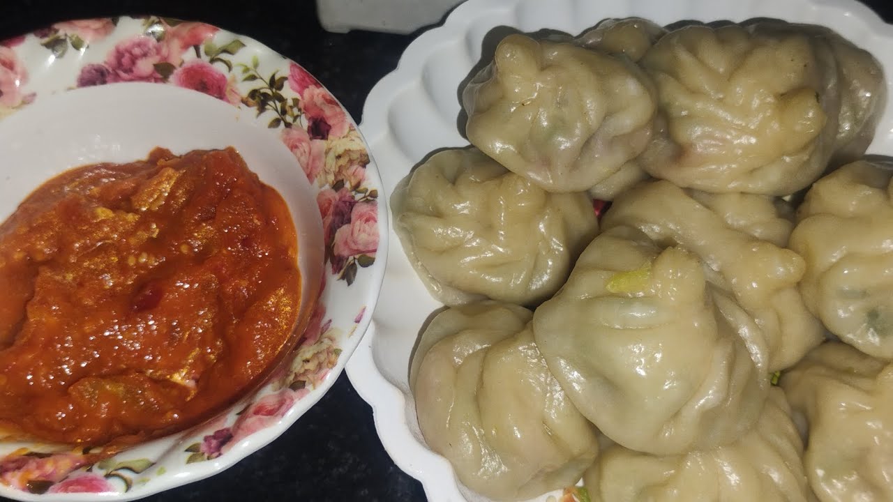 बिना किसी झंझट के घर में बनाए मोमोज।Momos Kaise Bnaye #MomosRecipe #IndianFood #Homemade#Streetstyle