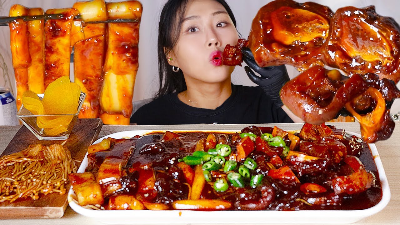 MUKBANG) 매운 우족찜에 쫀득쫀득 납작분모자 뉴진면 먹방😋 Spicy braised beef feet with glass noodles asmr eating