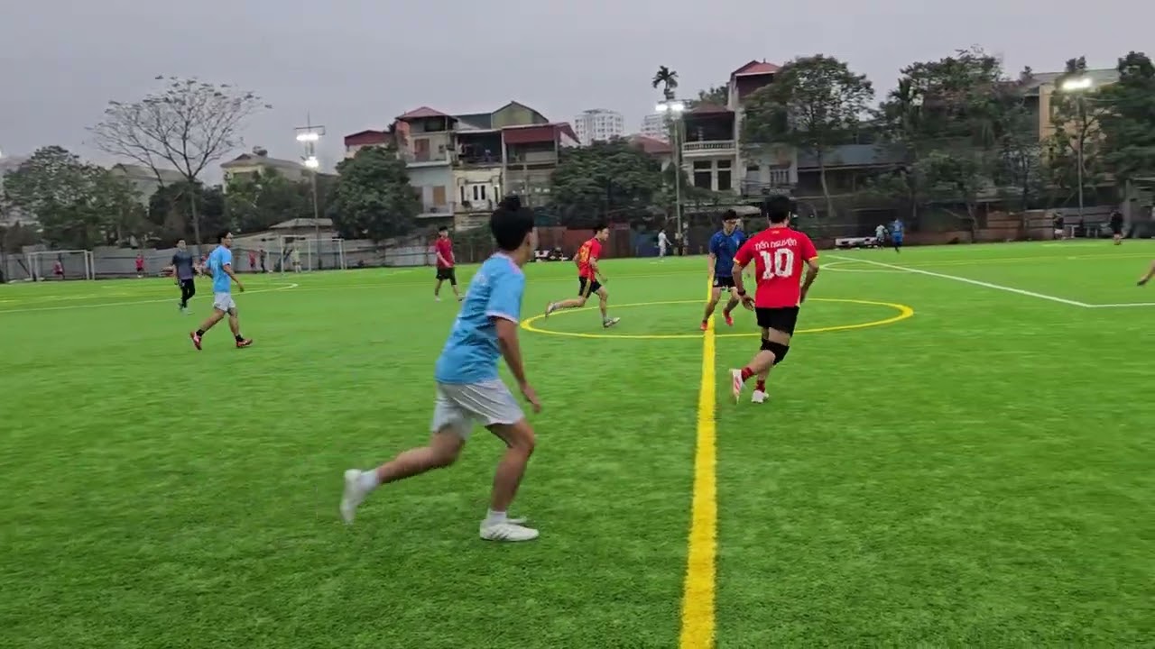 TTN ĐỎ VS TTN XANH