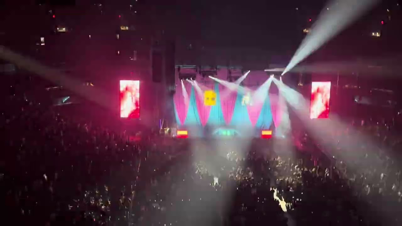 Offset Ric Flair Drip live in Arizona 