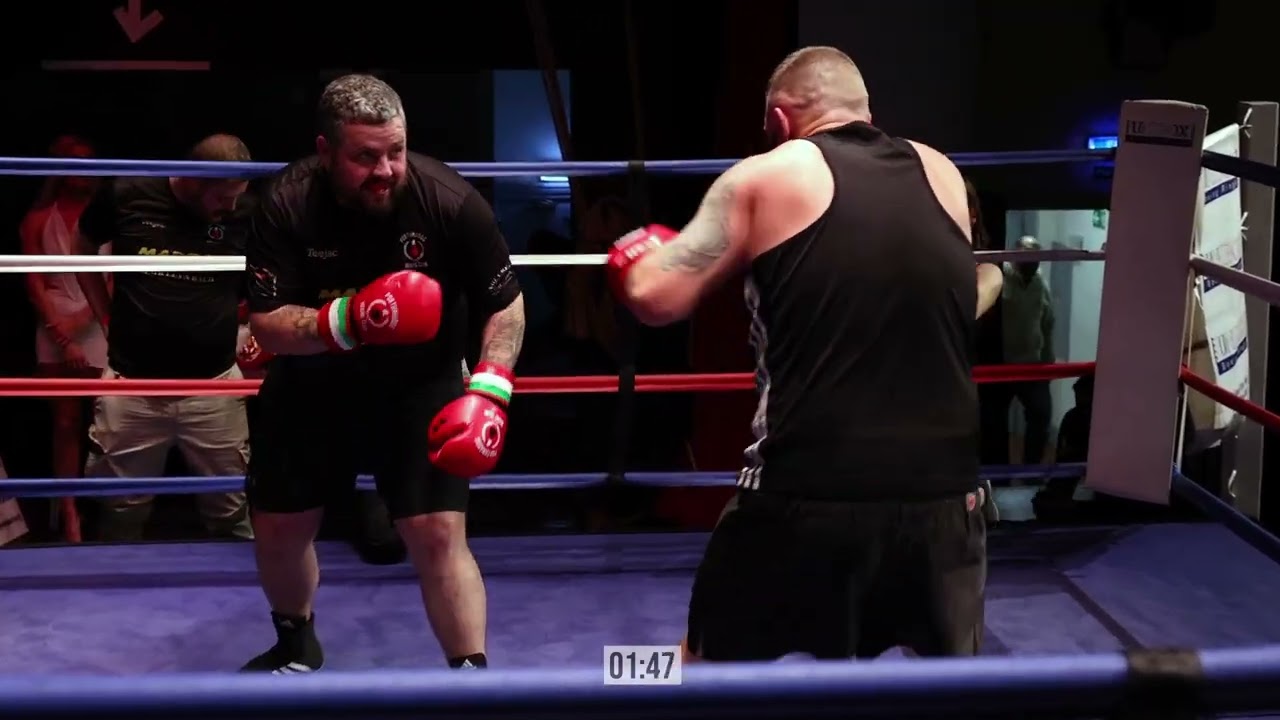 Ben Humphreys vs Dafydd Jones - HEAVYWEIGHT BOXING EXHIBITION