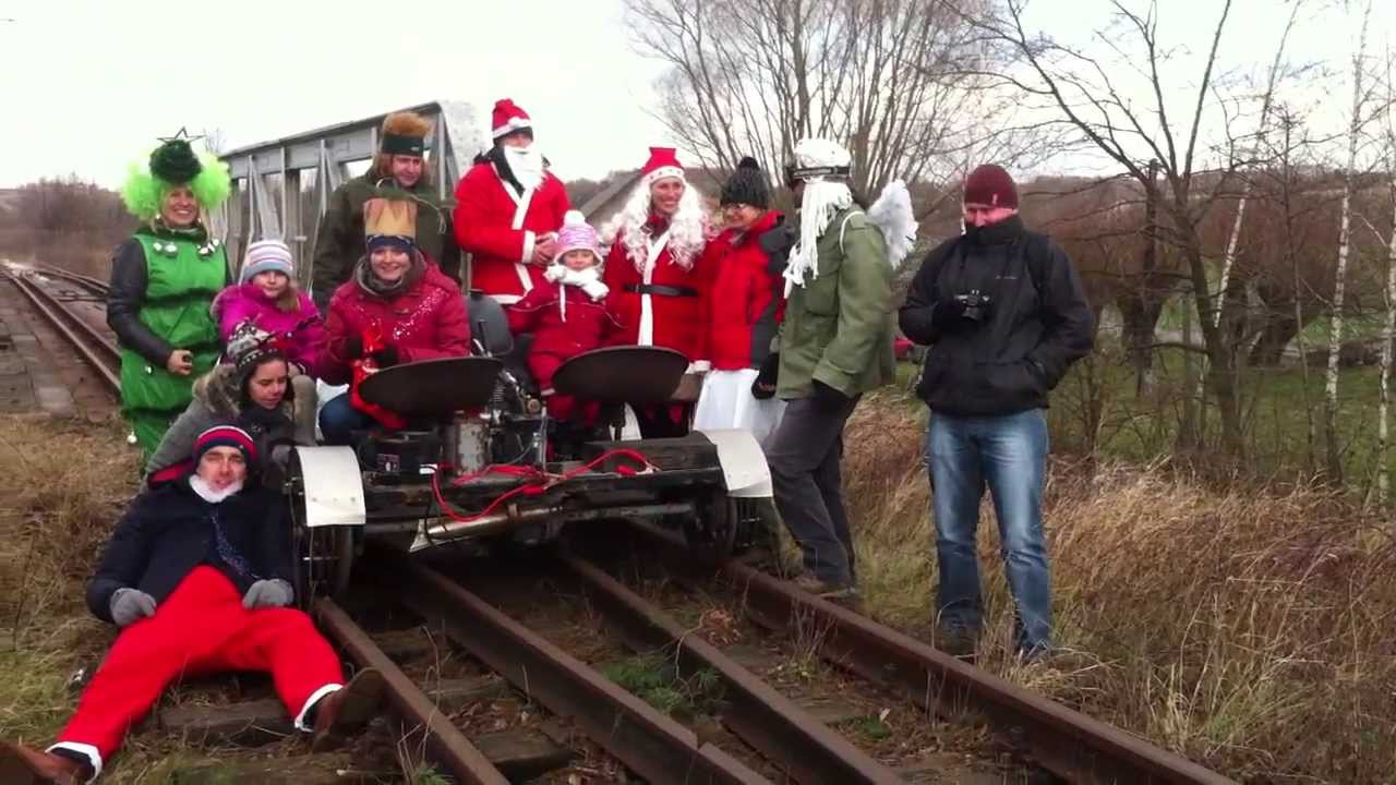 Przejazd drezyną nieczynną linią kolejową nr 103 w Radoczy