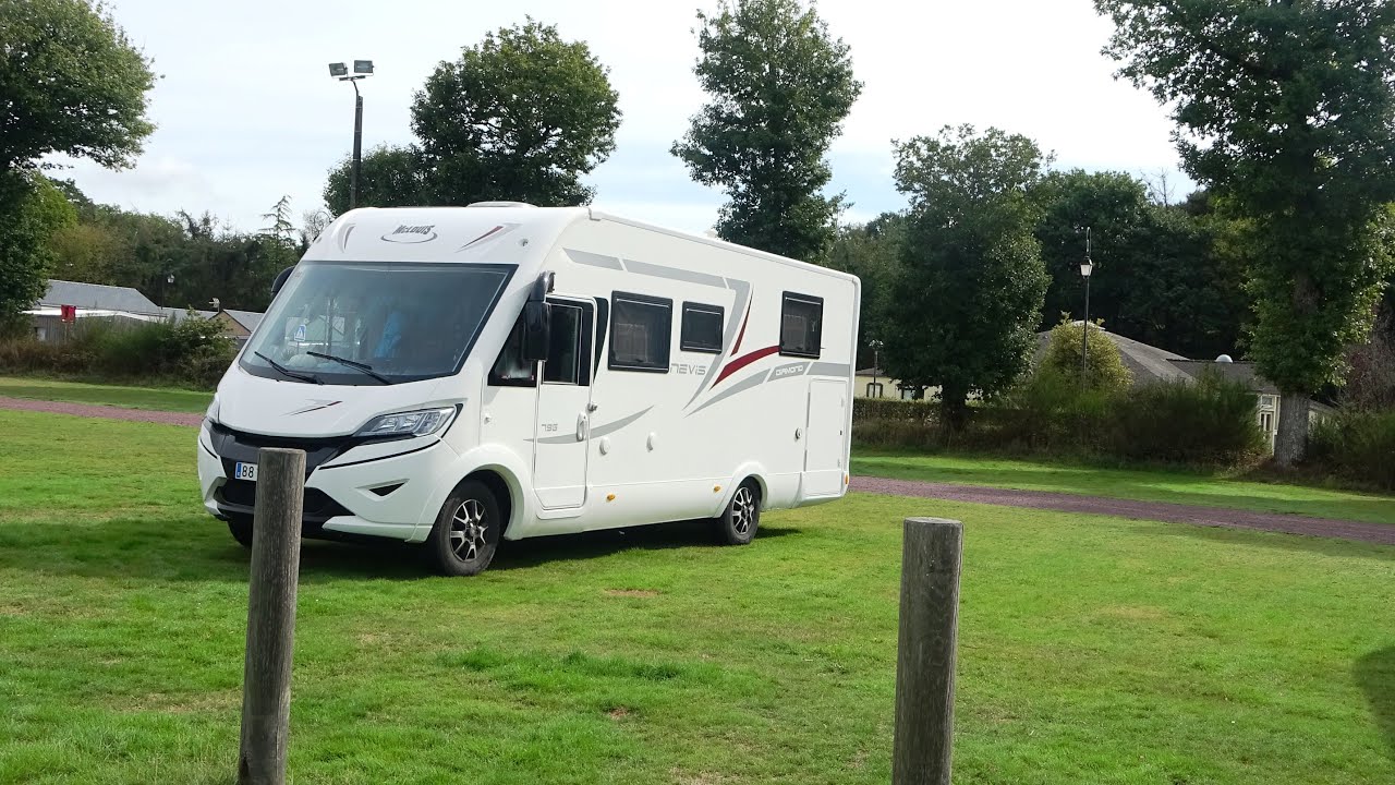 COMPRARIAMOS ESTA AUTOCARAVANA AHORA ? Viajar en Autocaravana- El Rincón del Divan