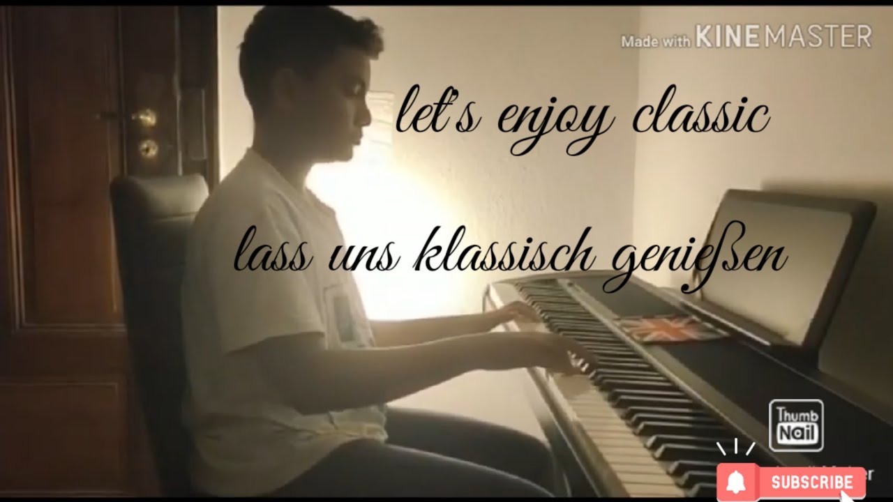 spielen Für Elise von Beethoven/playing Für Elise by Beethoven/bermain Für Elise dari Beethoven
