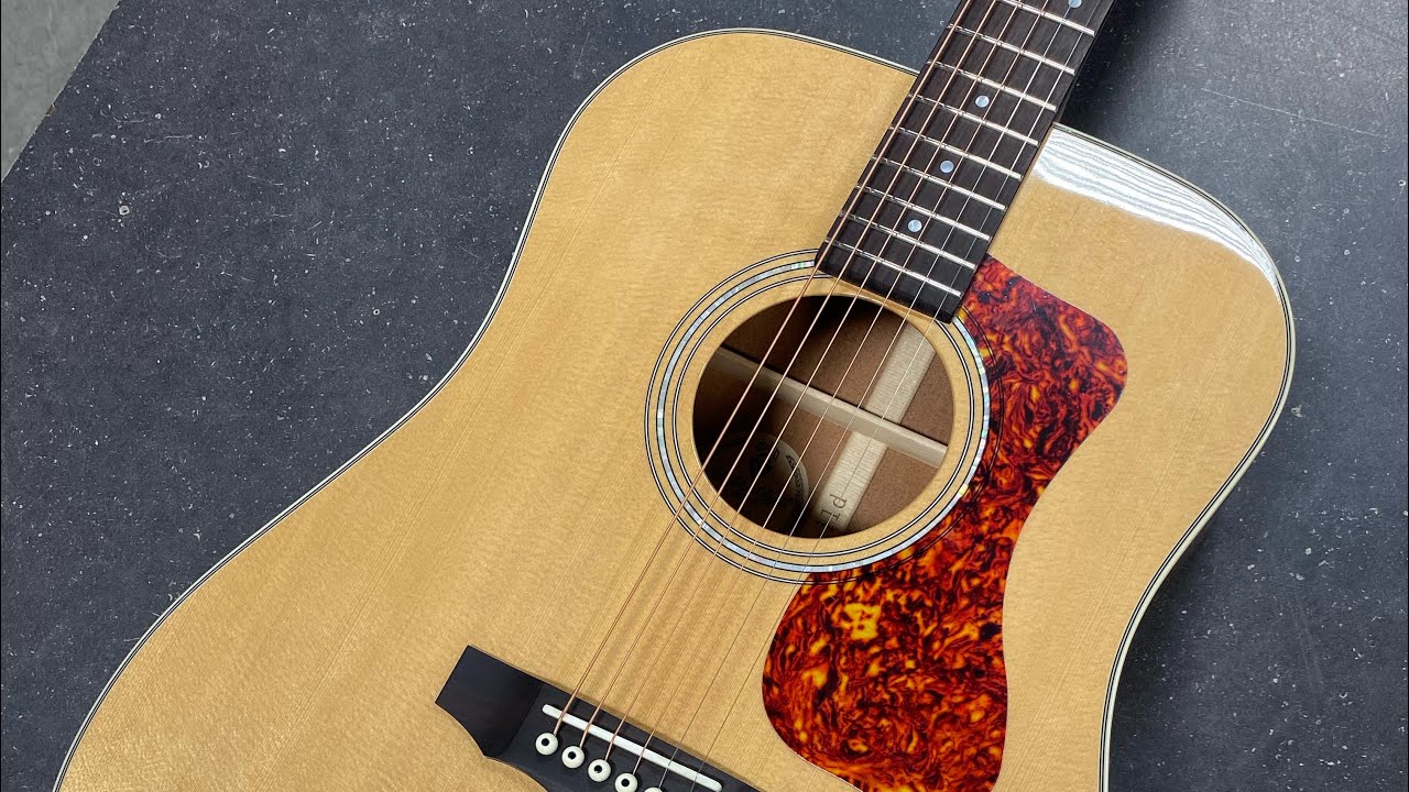 Guild D-140 Acoustic Guitar