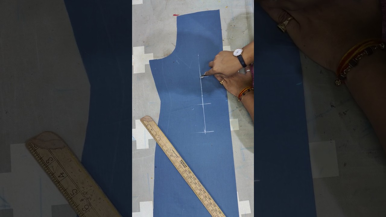 Very Important Tips For Back Plate In Kurti @navrang_boutique #fashion #latest #kurti #boutique