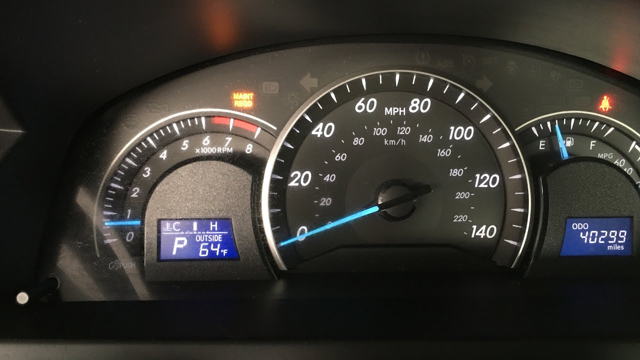 2013 Toyota Camry 2.5L oil and filter change