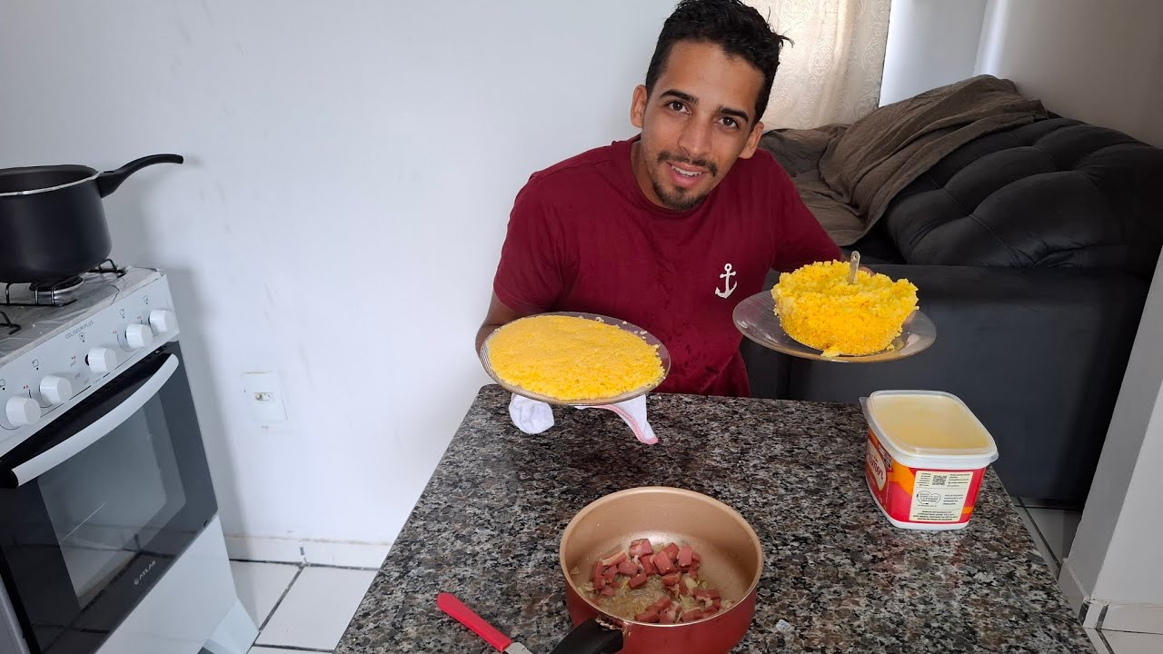 CUSCUZ FEITO NA PANELA DE PRESSÃO/ FAZENDO CUSCUZ DE DUAS FORMAS DIFERENTES