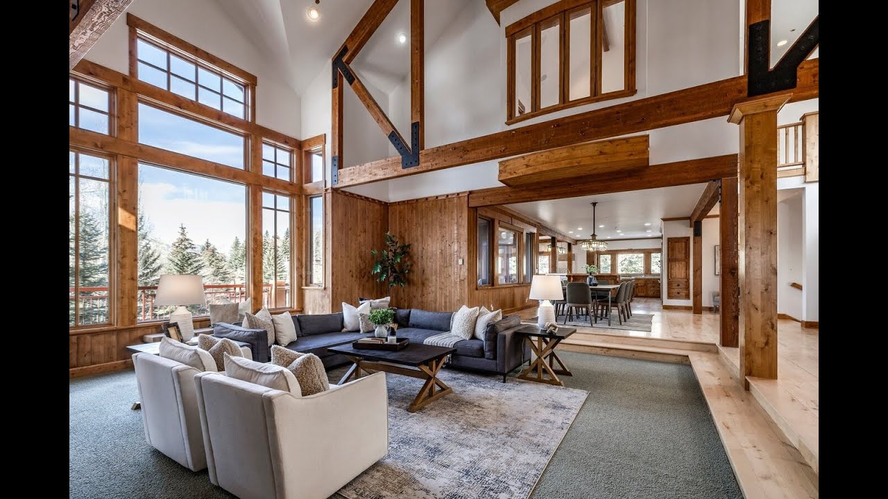 Elevated Mountain Living with Stunning Views, Just Moments from the Slopes