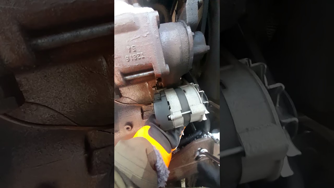 Valmet500 laturin remmin kiristys