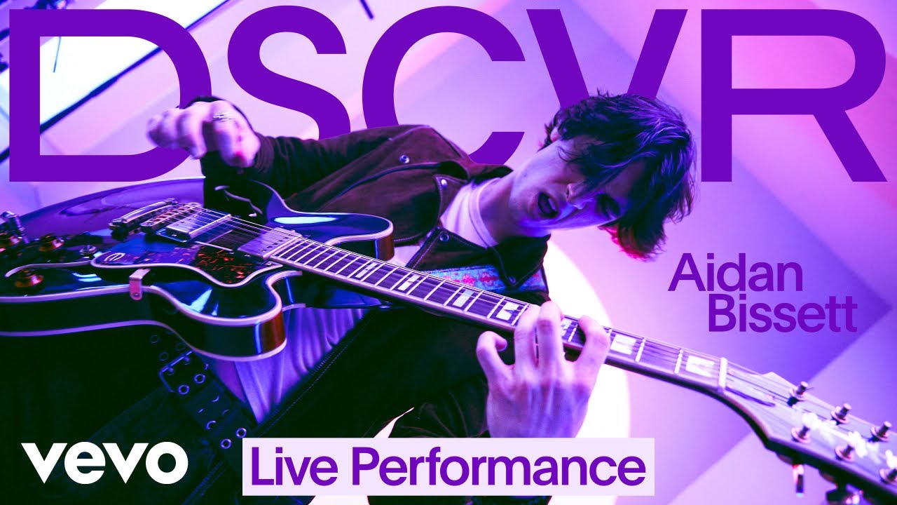 Aidan Bissett - Out Of My League (Live) | Vevo DSCVR