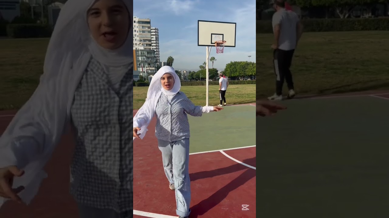 تحدي كرة السلة وقدم بابا وسمر وتيم ع البحر⚽️🏀☄️☄️