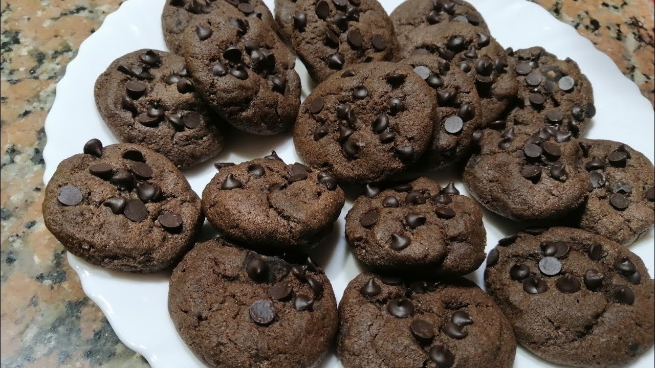 كوكيز غرقان شيكولاته و الطعم ف حته تانيه 😋😋😍😍