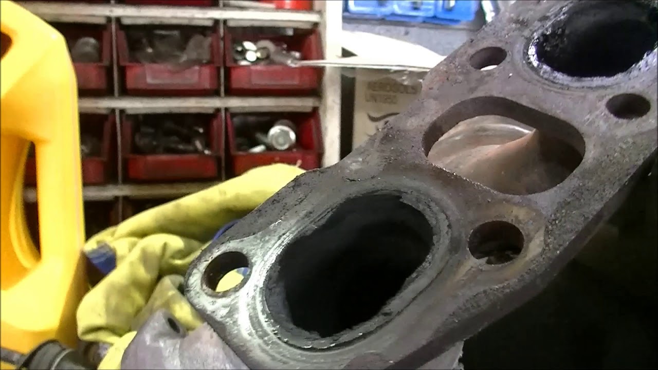 Nissan Pathfinder 4 0 litre V6 blowing smoke..Pt1 Let's check it out.