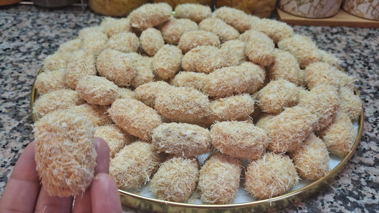 حلويات العيد 2026 حلوة جامعة القرمشة والبنة والهشاشة بكمية وفيرة  جربيها للعيد تولي مدمنة عليها 