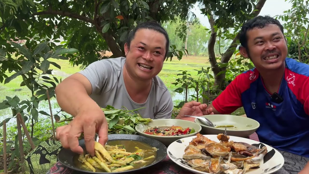 แกงหน่อไม้สูตรเข้มข้น ส้มตำเผ็ดๆกับทอดปลากรอบๆแต่ละเมนูโคตรเข้ากัน