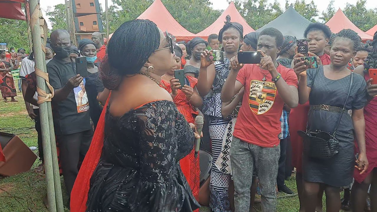 Kumawood actress Mercy Asiedu, Nana Tabiri, Kukuban and OdehyieKeff stormed brong-ahafo Jema