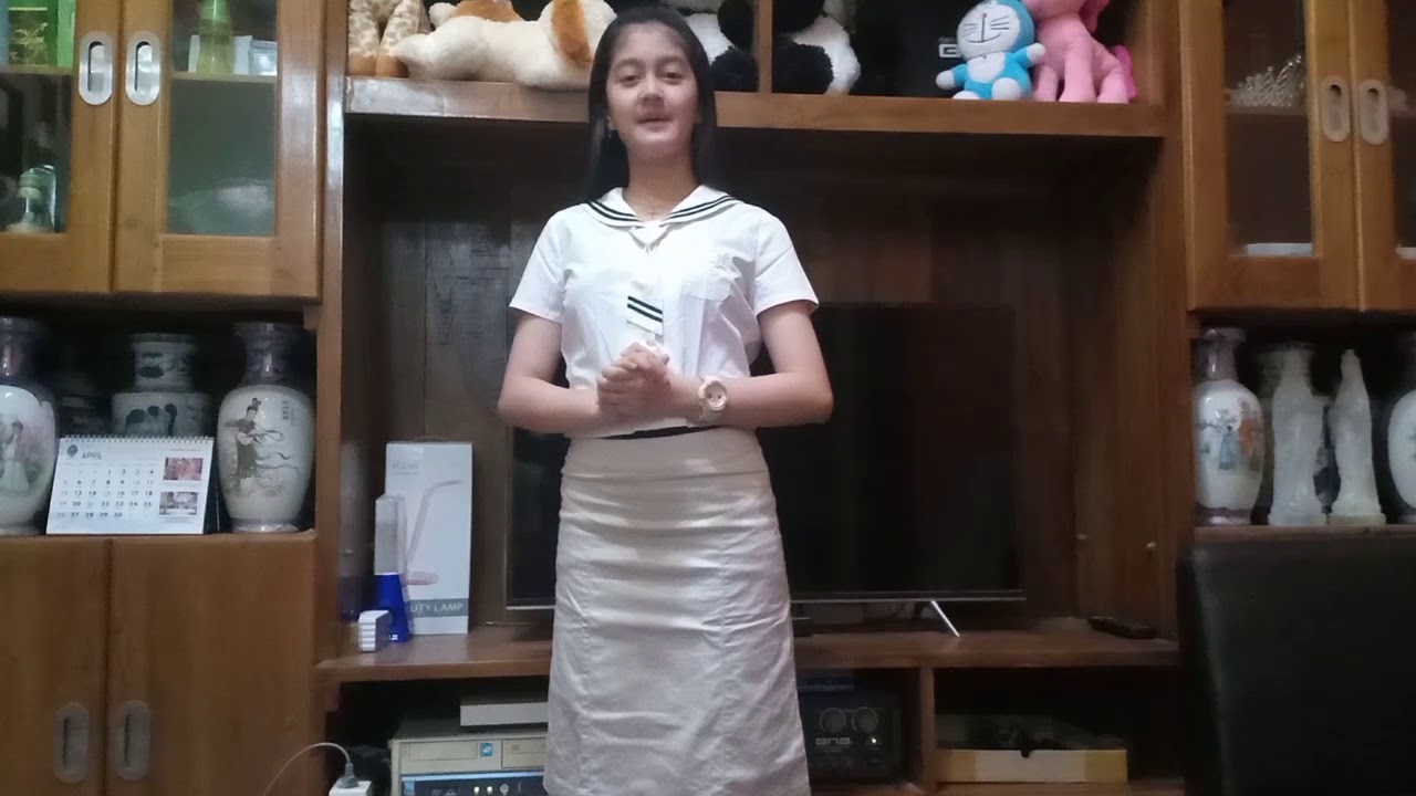 Tugas Membaca Puisi SMP St Carolus Surabaya
