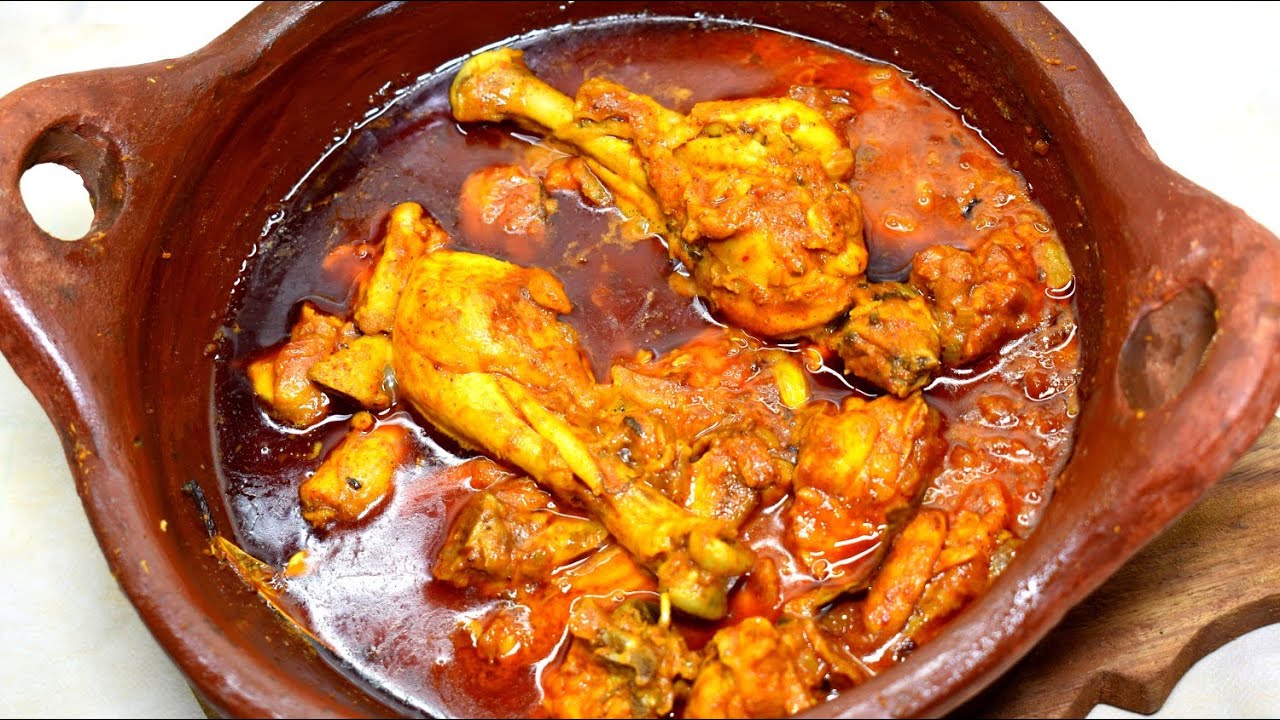 Clay Pot Chicken Curry | Traditional Clay Pot Chicken | Chicken Handi Recipe
