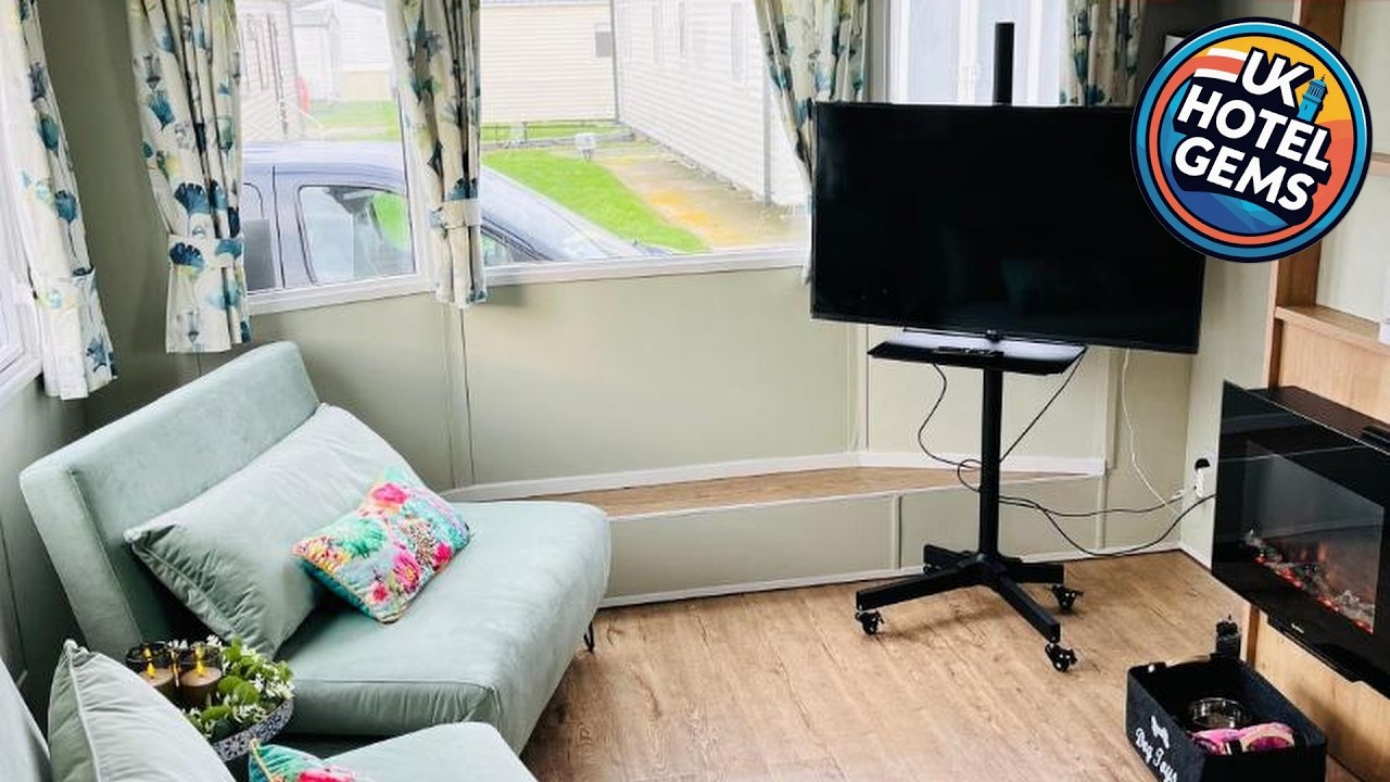 KEE Holiday Home Caravan | Great Yarmouth, United Kingdom | Hotel Review 🏩
