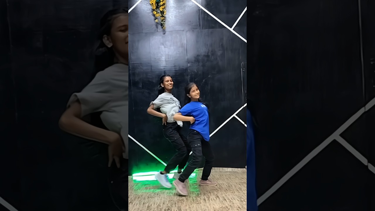 New tanding music. .   #facebookreelsviral #forhighlight #uniquedancestudio #new #highlight #dance
