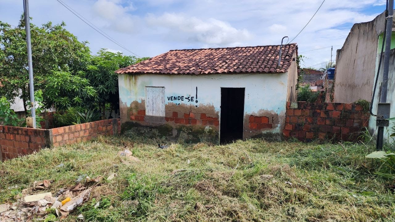 CASA À VENDA EM LIMOEIRO PERNAMBUCO 