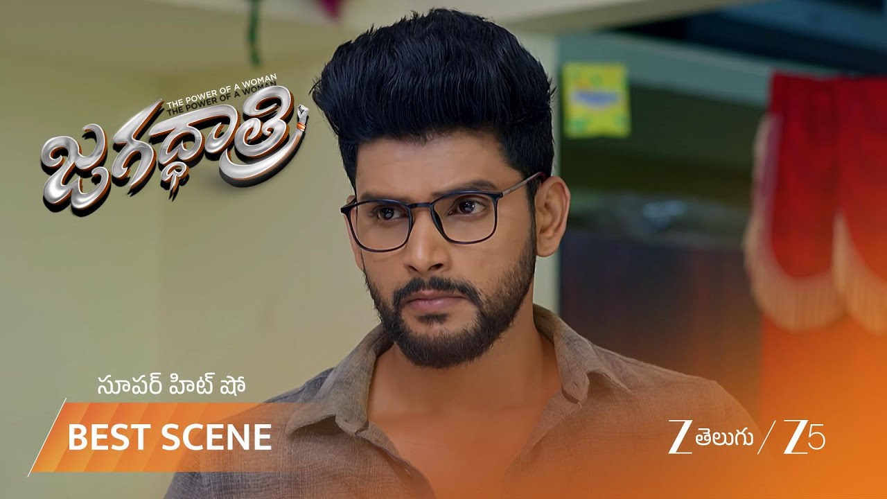 ДЖАГАДХАТРИИ | Полиция собрала окурки и следы обуви.