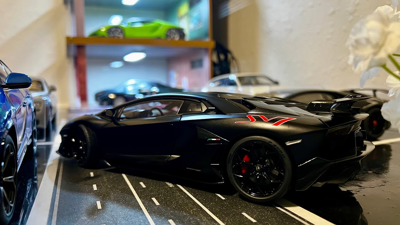 1:18 Autoart Lamborghini Aventador SVJ Black
