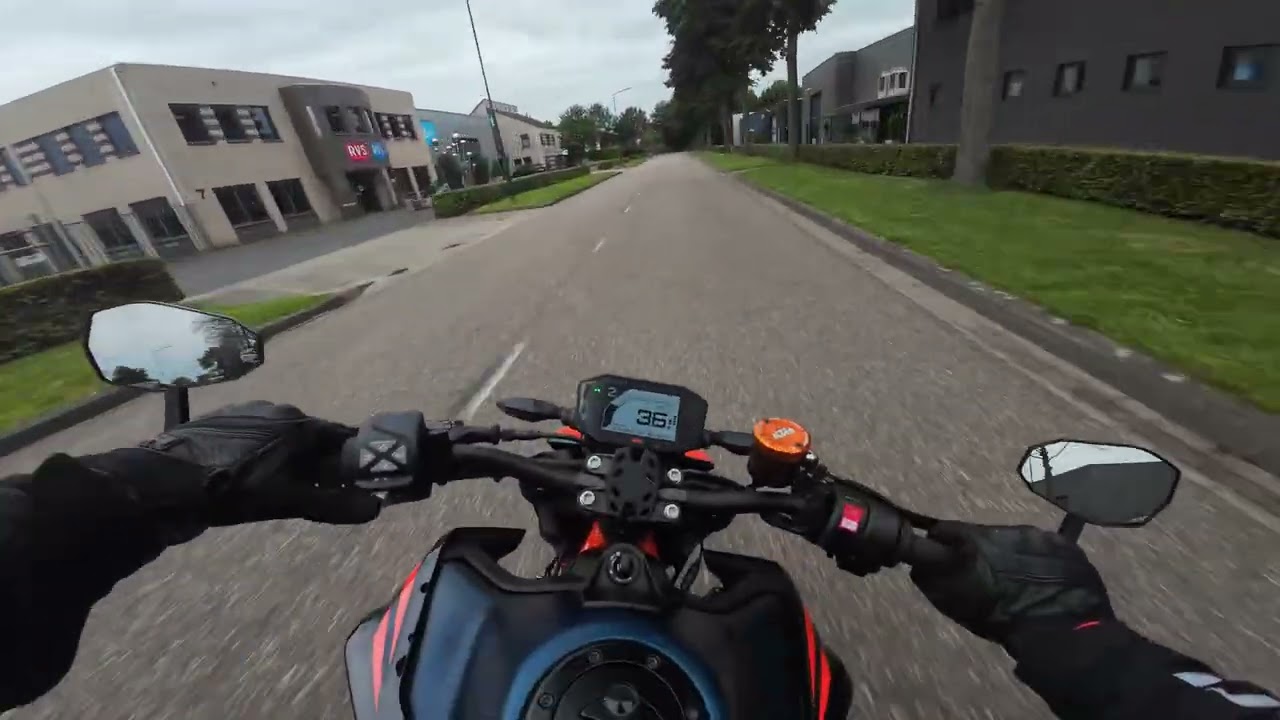 KTM 890 Duke R Proefrit