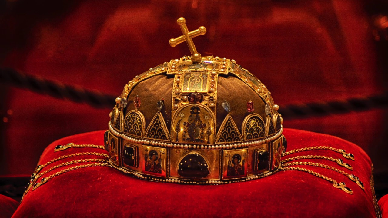 The holy crown