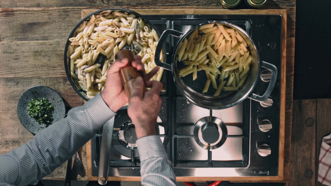 Marta Dymek poleca || Przepis na Penne ze śmietaną i kurkami z konkursu Twoja Zielona Rewolucja