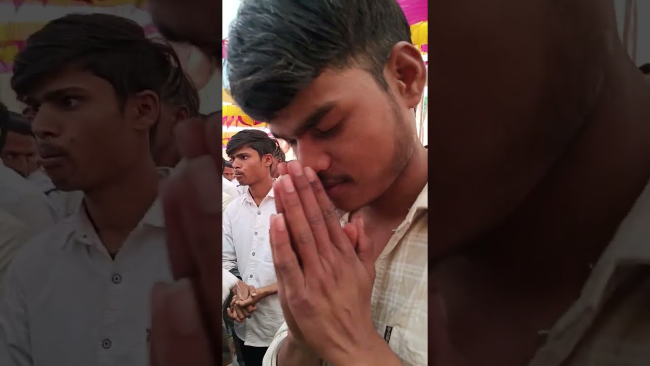 कृष्णा जन्मे आधी रात भादो की रतिया आकेत गांव में  भागवत कथा आराम है 🙏🪷🌹🎂🎂