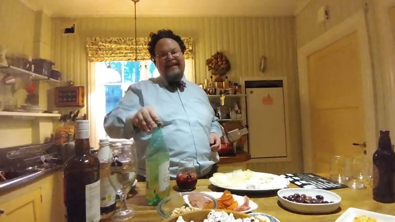 När man fastar fastar man. Jag blandar alkoholfritt. Mums! Ett glas med Edward Blom