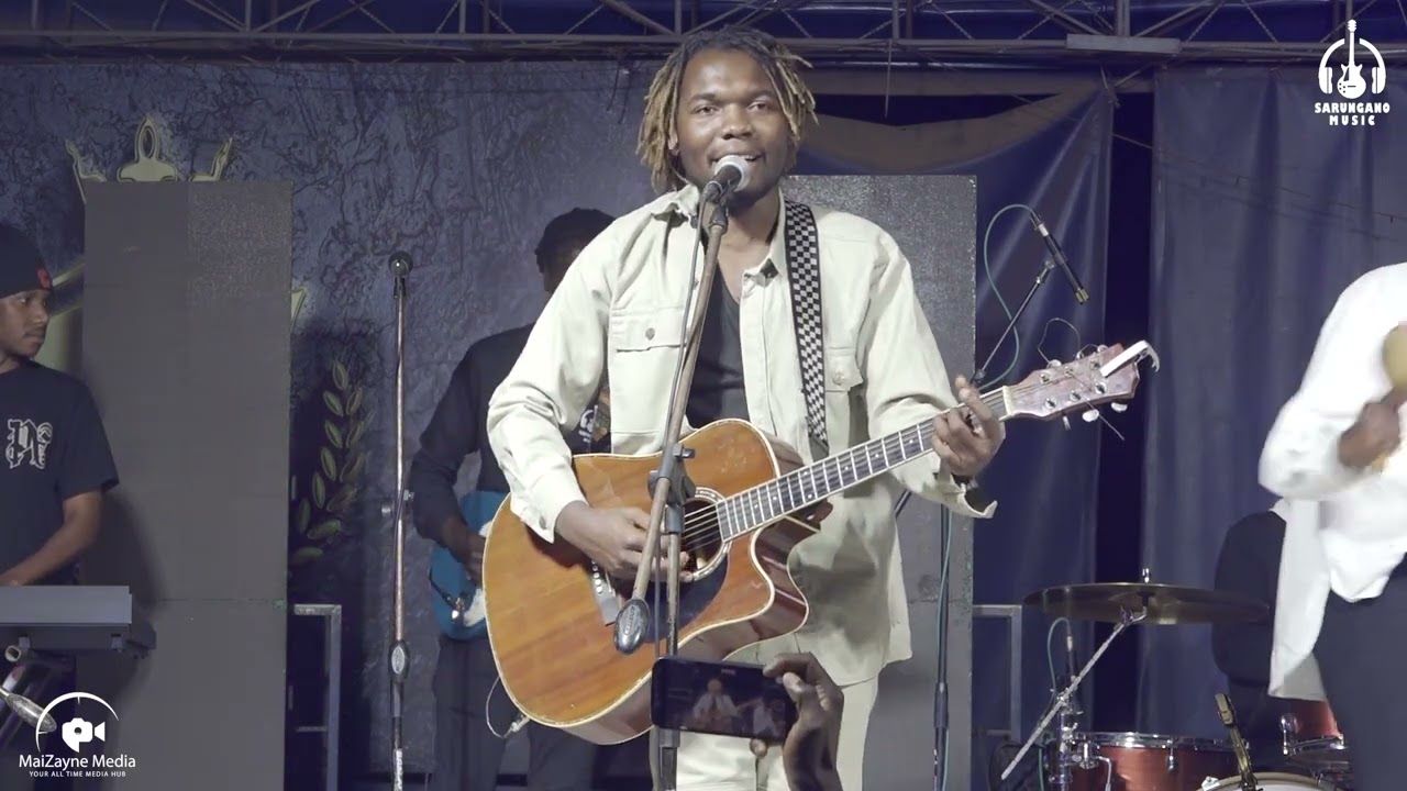 Sarungano live on stage - 2nd Edition.