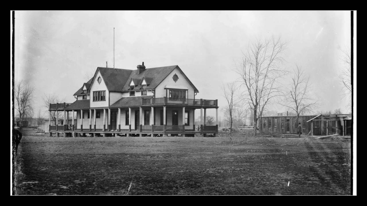 Construction of the 1904 World's Fair