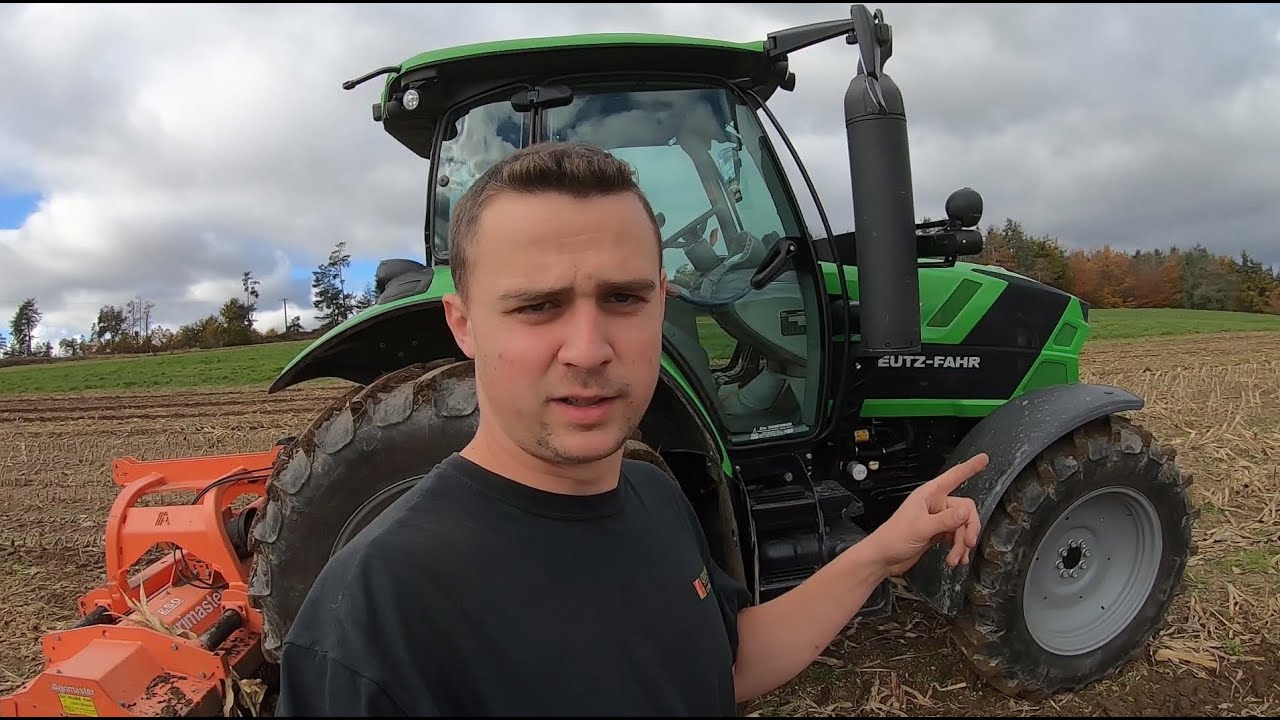Broyage des maïs avec le nouveau tracteur - Deutz Fahr 6120 TTV