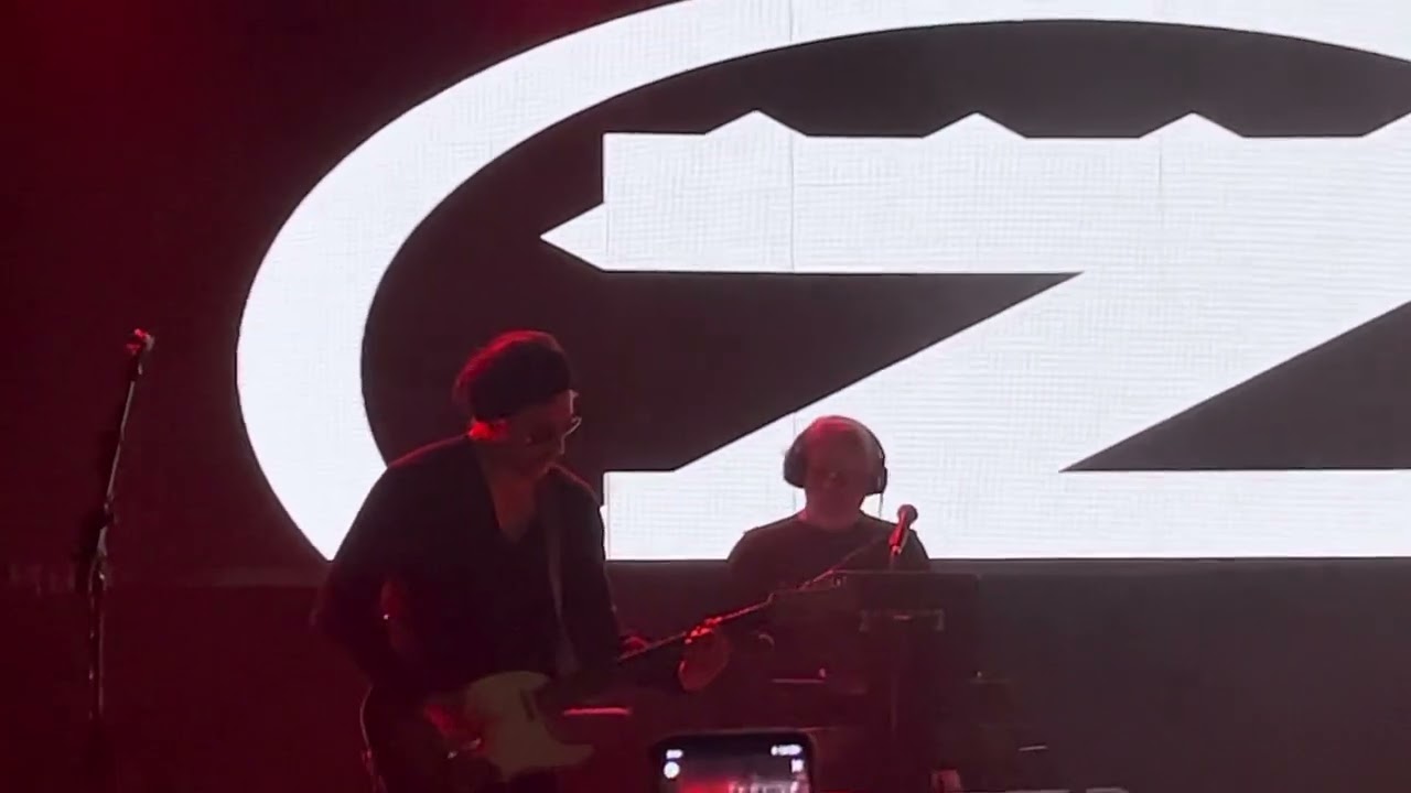 Zapato 3 - Obstinado (en vivo en Madrid 2022)