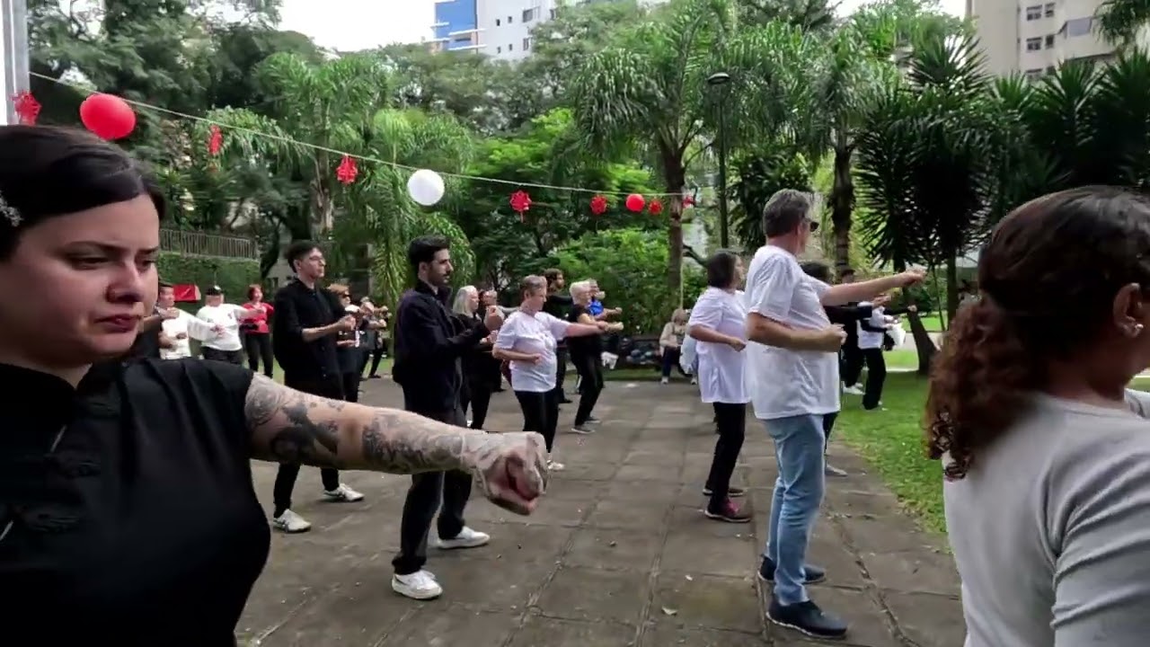 Dia Mundial do Tai Chi • Praça do Tai Chi | Curitiba - PR  • 2025 • Por Retratosfera