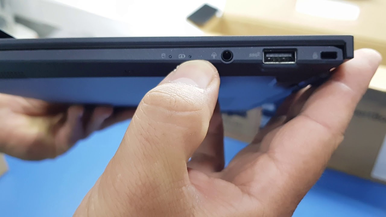 ASUS Expert Book B9450FA BM0467