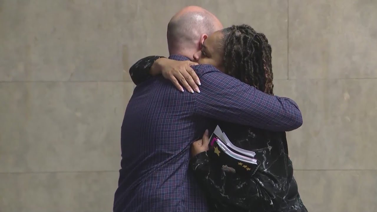Good Samaritan who helped student after Lincoln Park shooting meets mother | Good News Chicago
