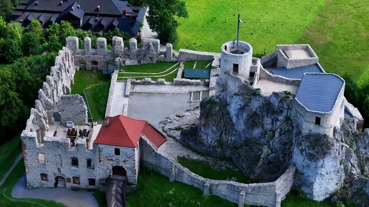 Po ruinach na szlaku Orlich Gniazd